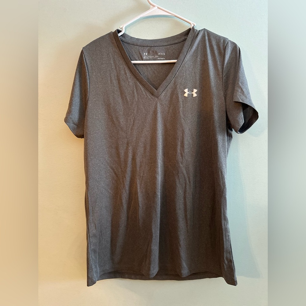 Under armour gray v neck